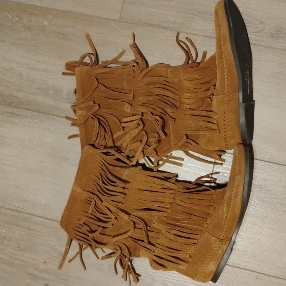 Minnetonka Triple Fringe Boots